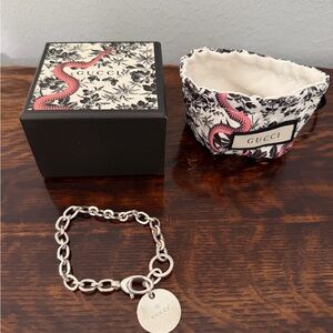 Gucci Women's Sterling Silver Link Round Charm Bracelet, NIB